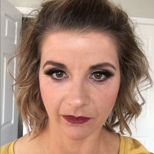 Meet your Posher, Aneta